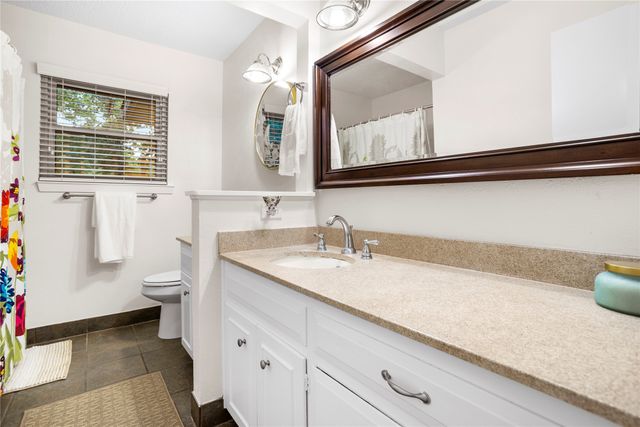 3905 Shady Creek Drive, Euless, TX 76040