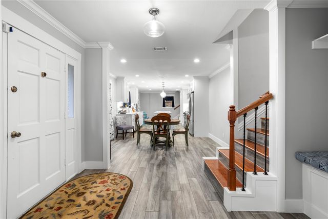 3905 Shady Creek Drive, Euless, TX 76040