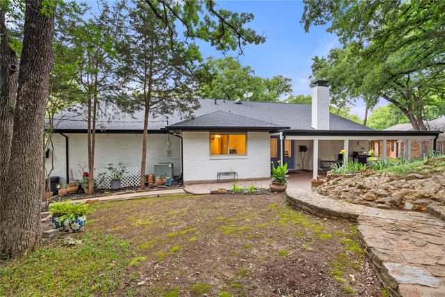 3905 Shady Creek Drive, Euless, TX 76040