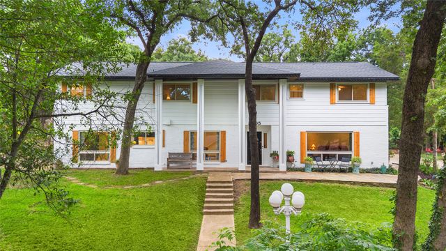 3905 Shady Creek Drive, Euless, TX 76040