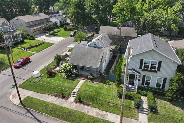 601 W 77th Street, Kansas City, MO 64114
