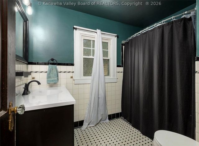 1115 Highland Road, Charleston, WV 25302