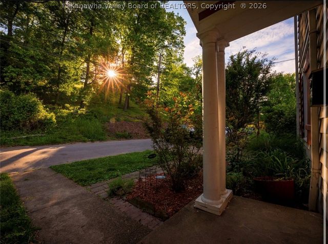 1115 Highland Road, Charleston, WV 25302