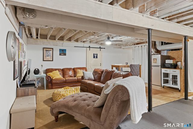 20 Sanford Ridge 20, East Granby, CT 06026