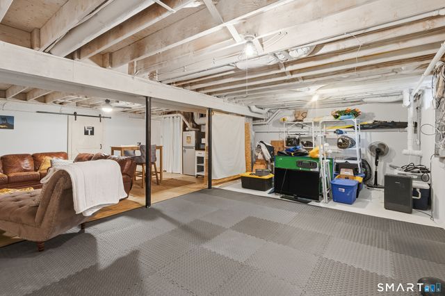 20 Sanford Ridge 20, East Granby, CT 06026