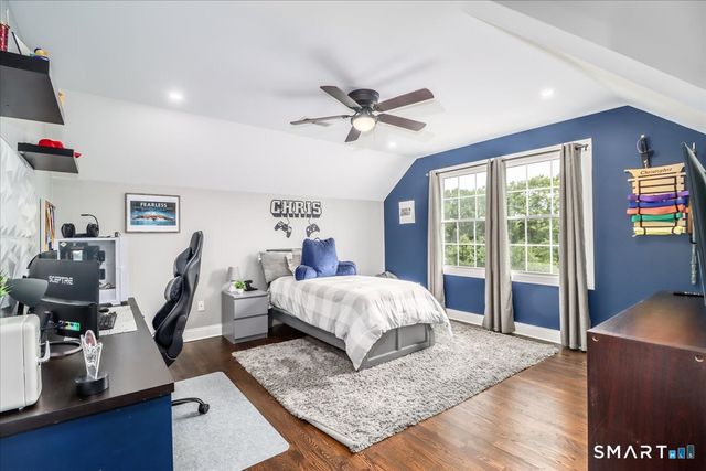 55 Country Woods Lane, Southbury, CT 06488