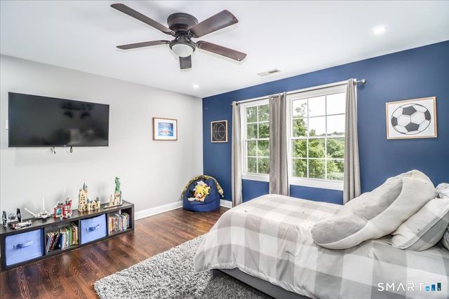 55 Country Woods Lane, Southbury, CT 06488