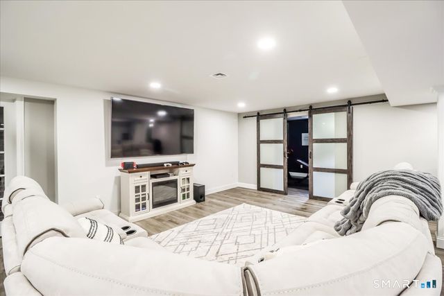 55 Country Woods Lane, Southbury, CT 06488