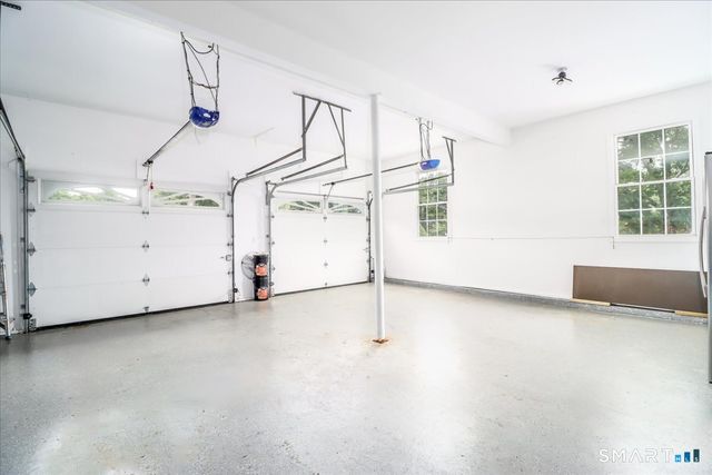 55 Country Woods Lane, Southbury, CT 06488