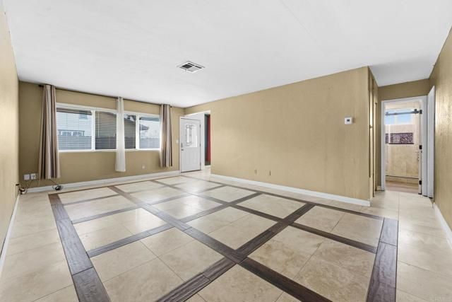 9017 Valencia St, Spring Valley, CA 91977