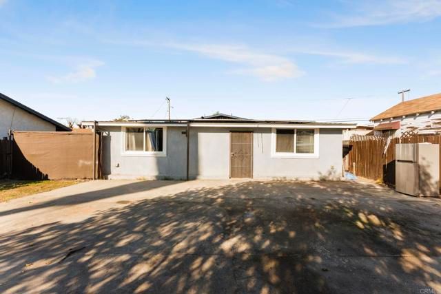 9017 Valencia St, Spring Valley, CA 91977