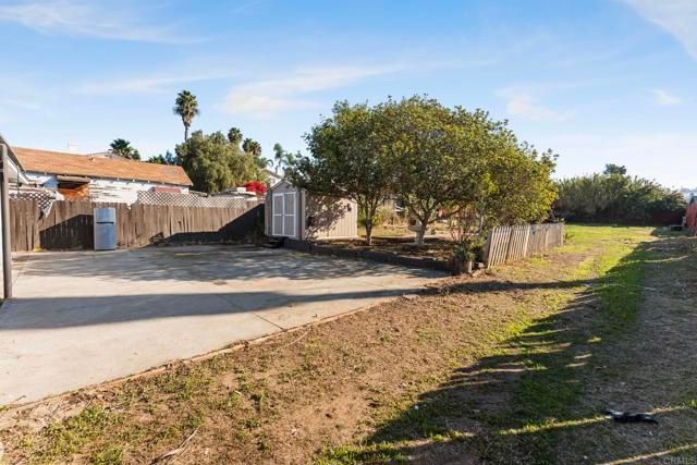 9017 Valencia St, Spring Valley, CA 91977