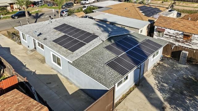 9017 Valencia St, Spring Valley, CA 91977