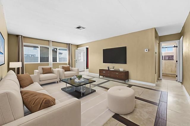 9017 Valencia St, Spring Valley, CA 91977