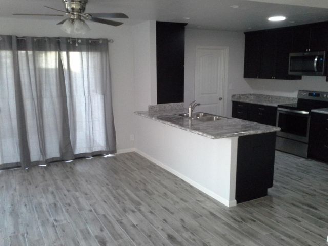 3828 W AUGUSTA Avenue, Phoenix, AZ 85051