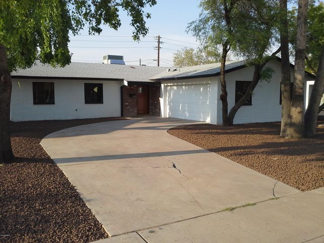 3828 W AUGUSTA Avenue, Phoenix, AZ 85051