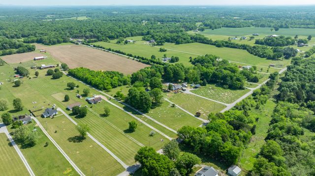 1496 Wade Brown Rd, Lewisburg, TN 37091