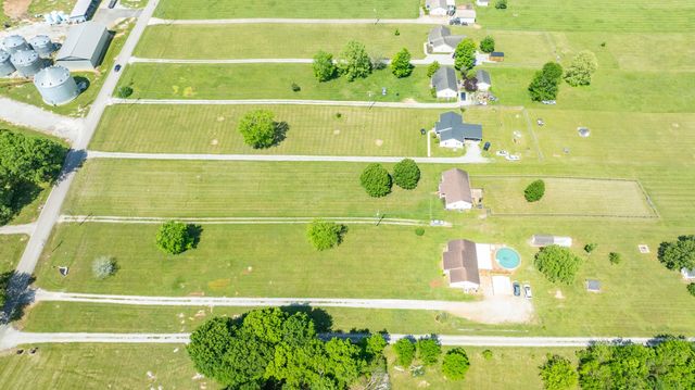 1496 Wade Brown Rd, Lewisburg, TN 37091