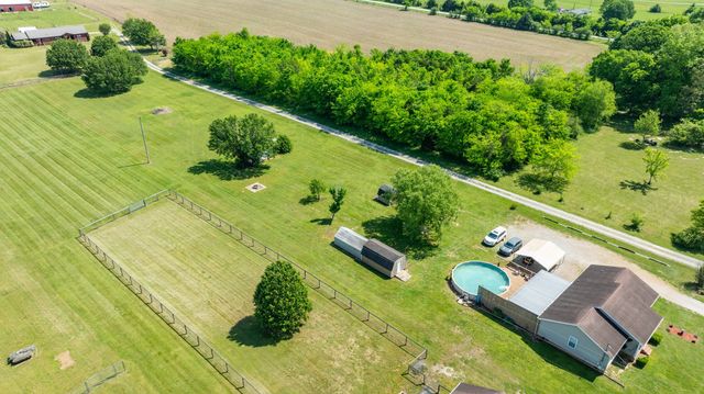 1496 Wade Brown Rd, Lewisburg, TN 37091