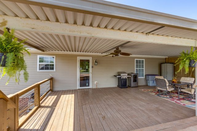 1496 Wade Brown Rd, Lewisburg, TN 37091