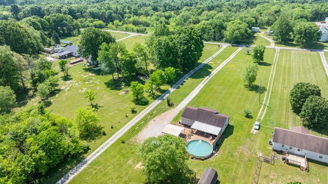 1496 Wade Brown Rd, Lewisburg, TN 37091