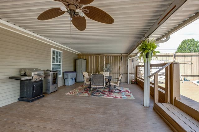 1496 Wade Brown Rd, Lewisburg, TN 37091