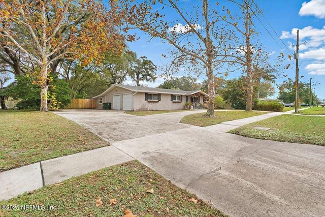 3569 EUNICE Road, Jacksonville, FL 32250