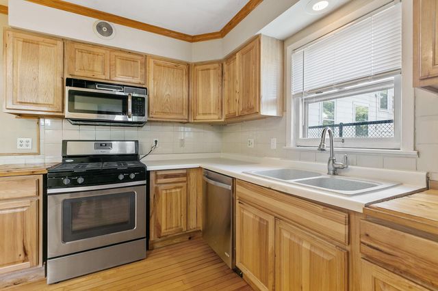 400 W Franklin Avenue 2, Minneapolis, MN 55405