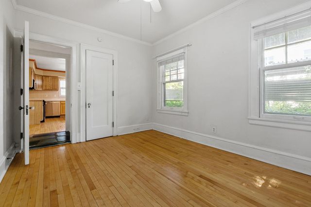 400 W Franklin Avenue 2, Minneapolis, MN 55405