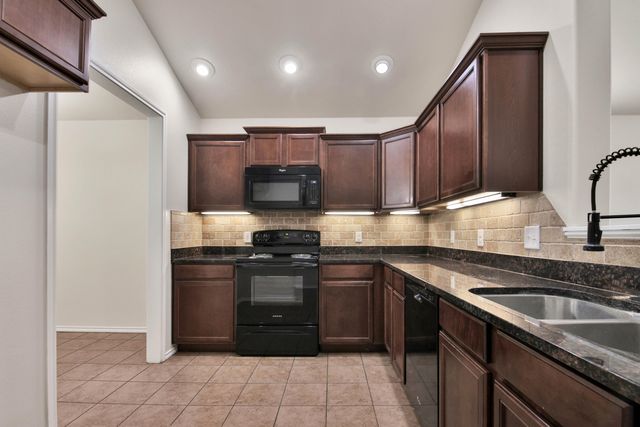 6923 96th Street, Lubbock, TX 79424