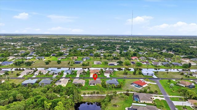 828 ROTONDA CIRCLE, Rotonda West, FL 33947