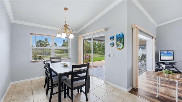 828 ROTONDA CIRCLE, Rotonda West, FL 33947