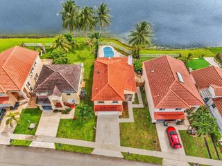 3218 W Buena Vista Dr, Margate, FL 33063