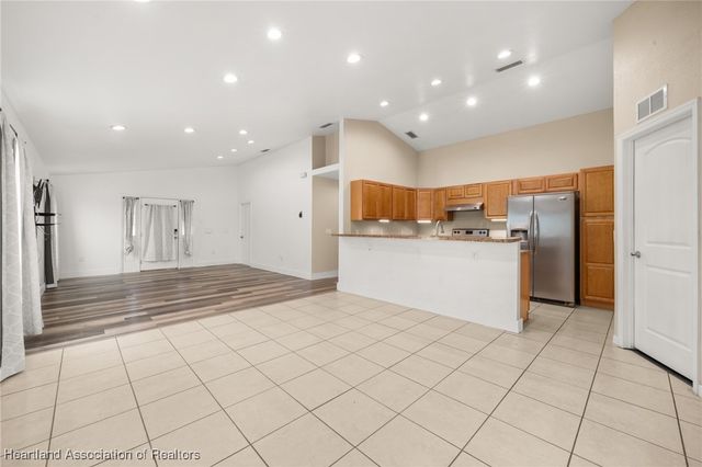 2006 W Royalton Road, Avon Park, FL 33825