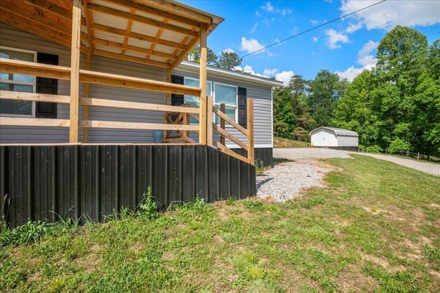 136 Sonic Drive, Keavy, KY 40737