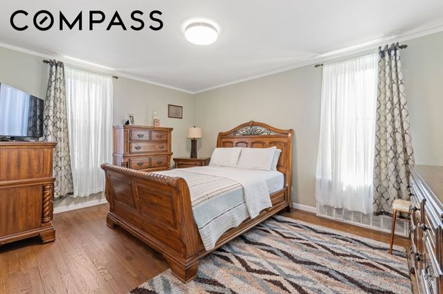 3345 94th St Apt 4H, New York City, NY 11372