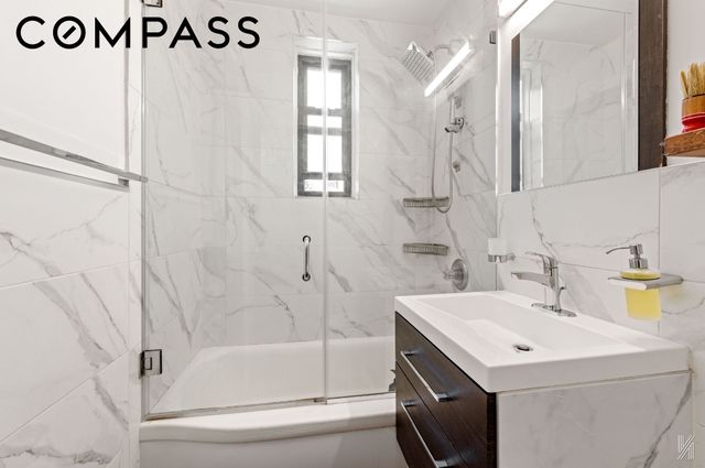 3345 94th St Apt 4H, New York City, NY 11372