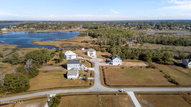 118 Jade Street, Beaufort, NC 28516