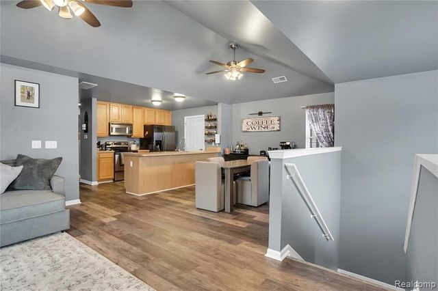 3346 Kneeland Circle, Howell, MI 48843