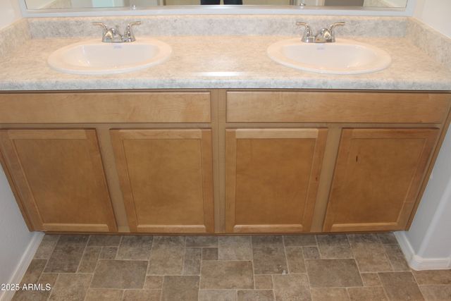 1035 W LINCOLN Avenue, Coolidge, AZ 85128