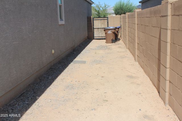 1035 W LINCOLN Avenue, Coolidge, AZ 85128