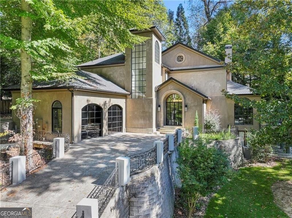 3879 Peachtree Dunwoody Road NE, Atlanta, GA 30342