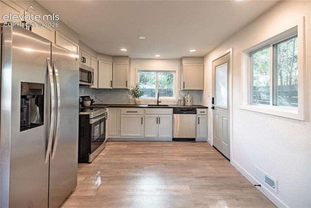 2311 N Union Boulevard, Colorado Springs, CO 80909