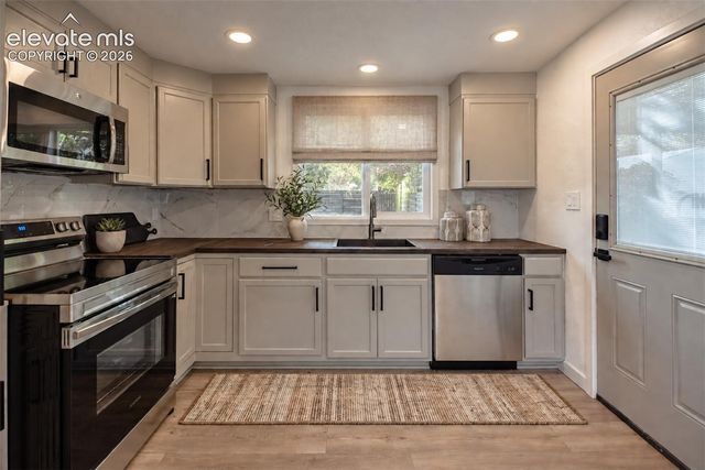 2311 N Union Boulevard, Colorado Springs, CO 80909