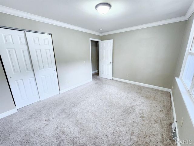 225 Merriweather Lane, Fairview Heights, IL 62208