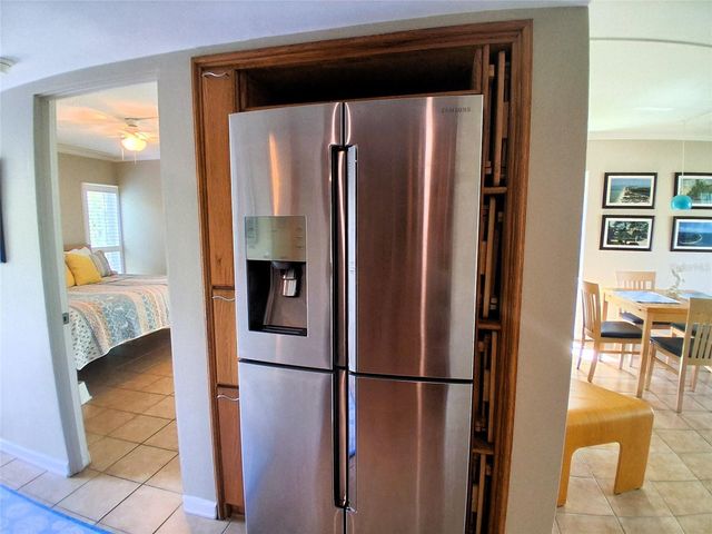 2850 GULF OF MEXICO DRIVE 2, Longboat Key, FL 34228