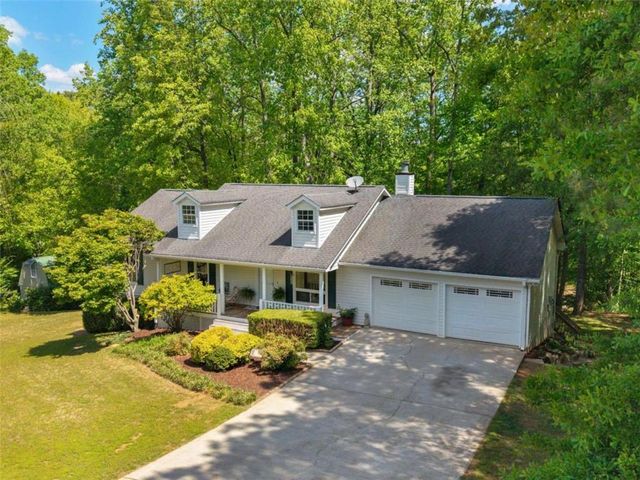 442 Creek View Court, Mcdonough, GA 30252