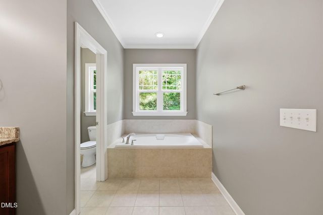 320 Rose Walk Lane, Carrboro, NC 27510