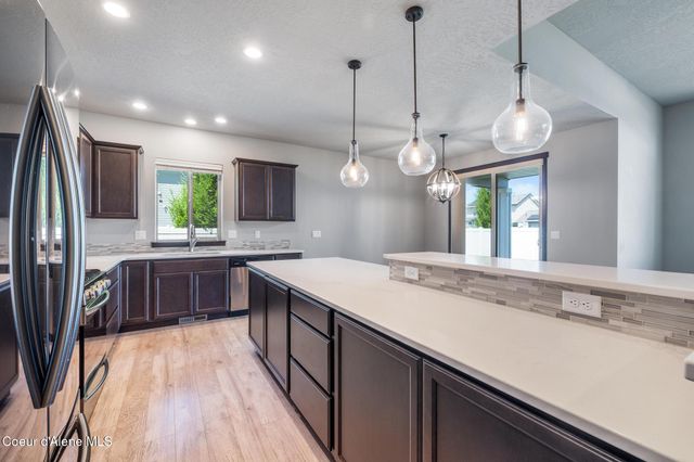 4025 W HOMEWARD BOUND BLVD, Coeur D'alene, ID 83815