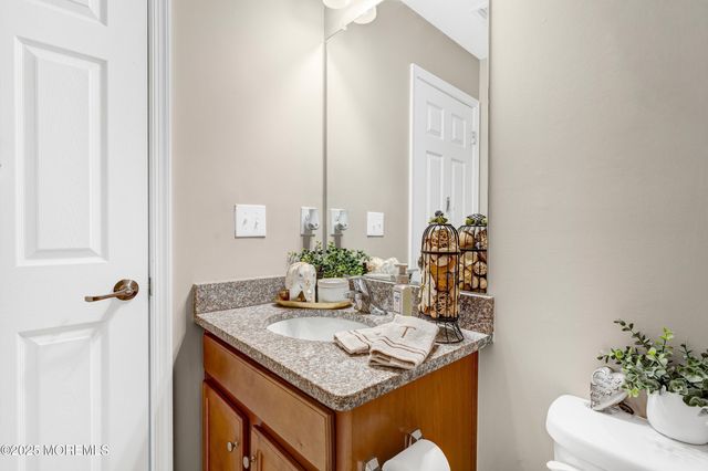 153 Waypoint Drive, Eatontown, NJ 07724